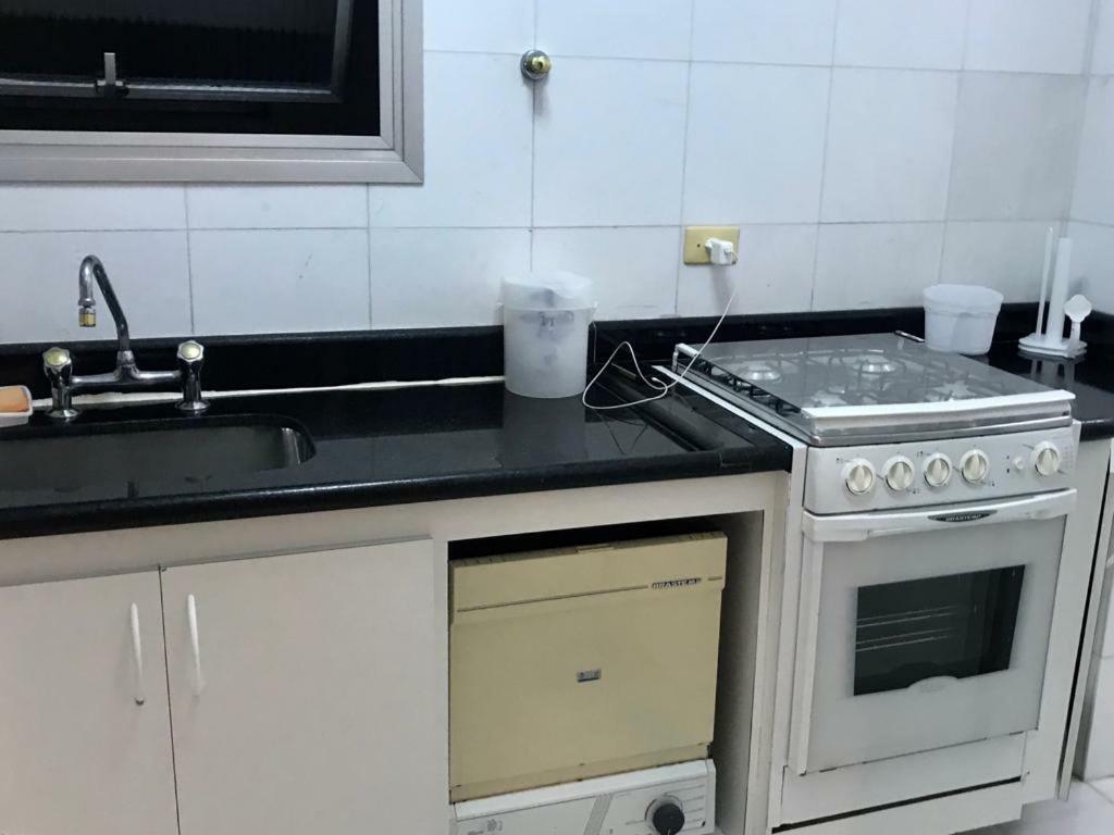 Апартаменты Apartamento Nota 10 Гуаружа Экстерьер фото